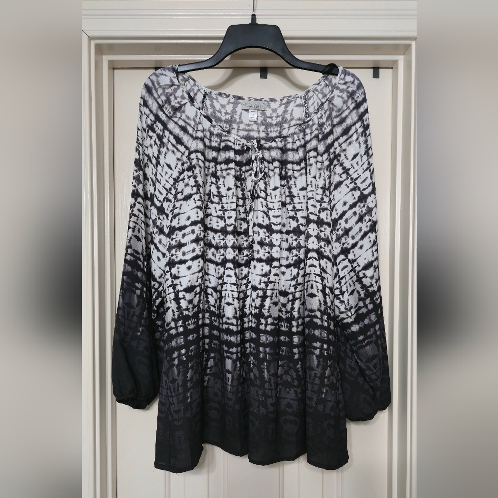dressbarn Black and Gray Patterned Blouse 2X